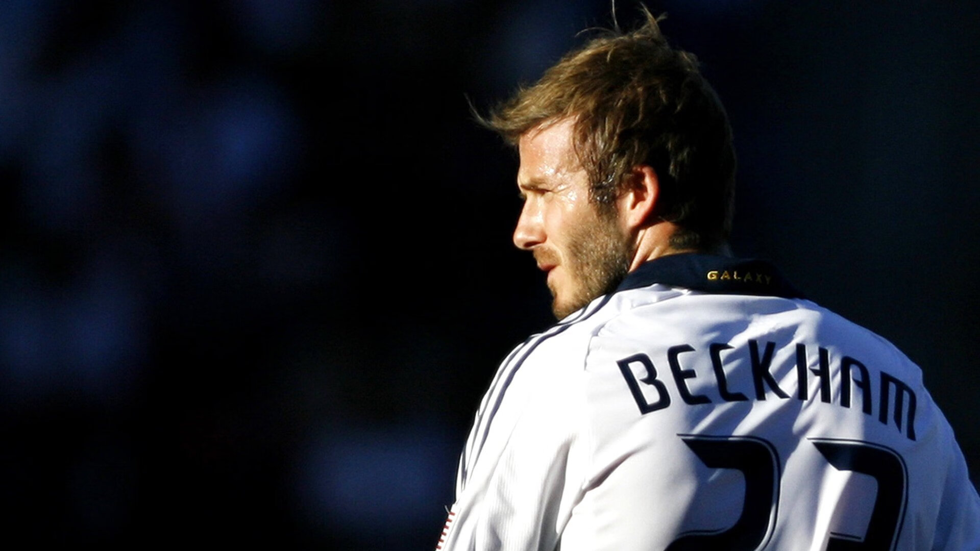 【新星崛起】年轻运动员的训练方法与成功秘诀，那些刻苦训练的年轻运动员