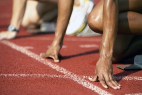 美因茨主场2-0击败斯图加特，状态回暖，美因茨队主客场球衣