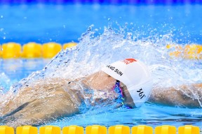 英格兰男足进军奥运四强，历史性突破，英格兰男足阵容